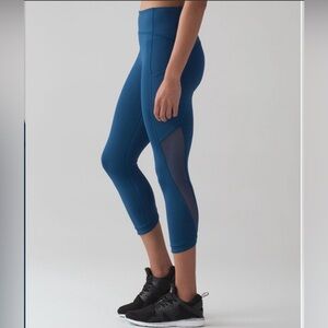 009. Lululemon Sole Training Legging with 21” inseam
